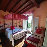 Haus Dom wakacyjny Colà