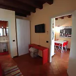 Haus *