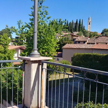 Haus * Cola (Verona)